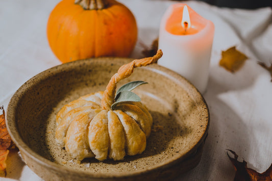 How to Make a Pumpkin Baked Brie in 6 Easy Steps