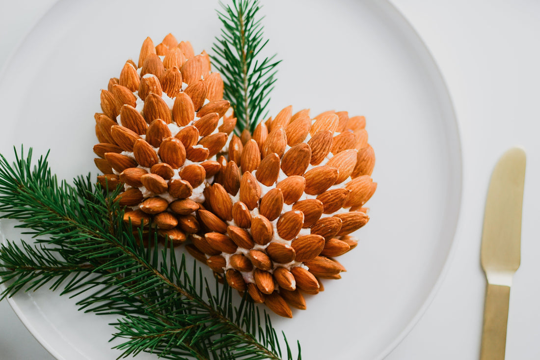 How to Make a Pinecone Cheeseball