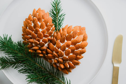 How to Make a Pinecone Cheeseball