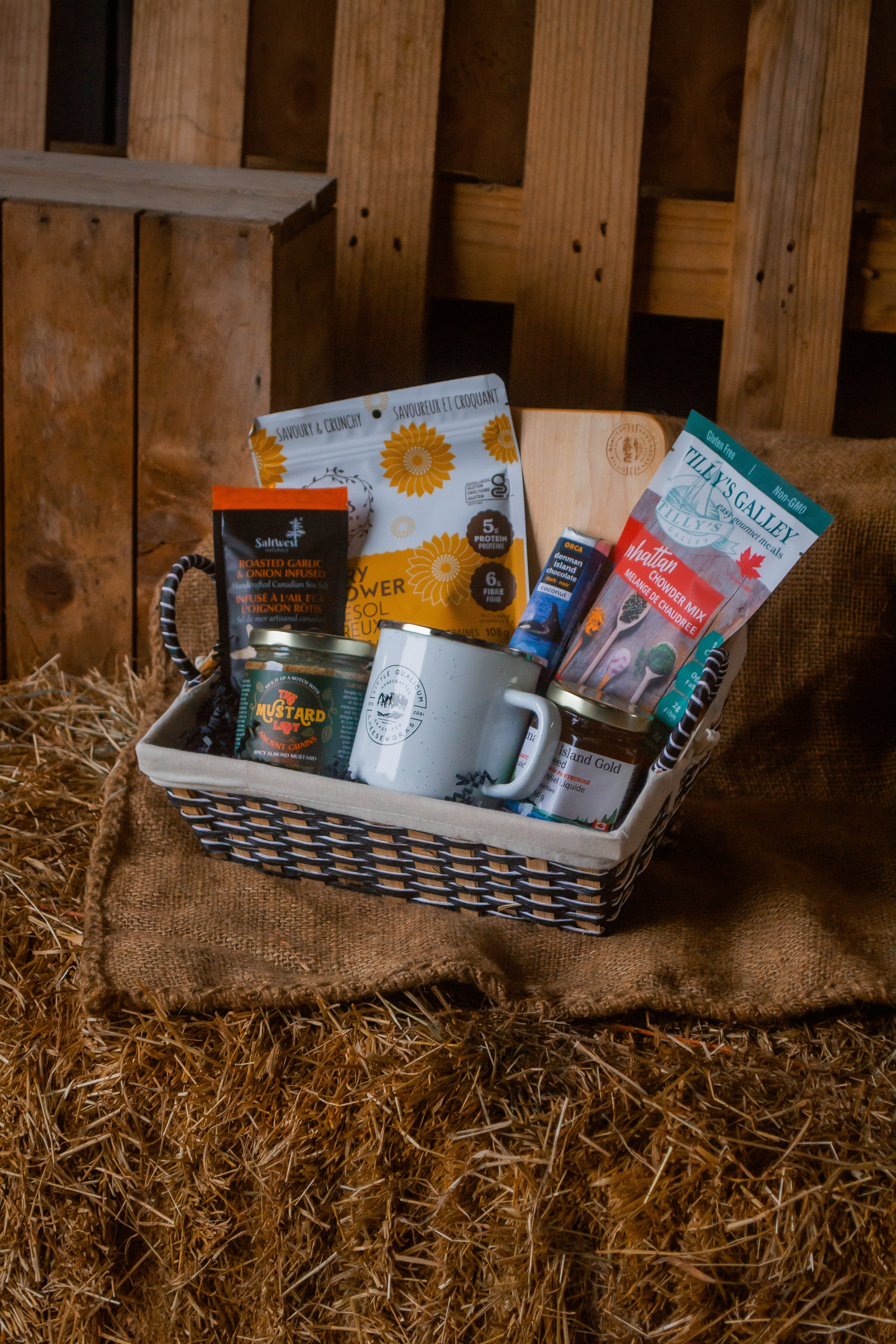Gift Basket: Simply Local – Little Qualicum Cheeseworks